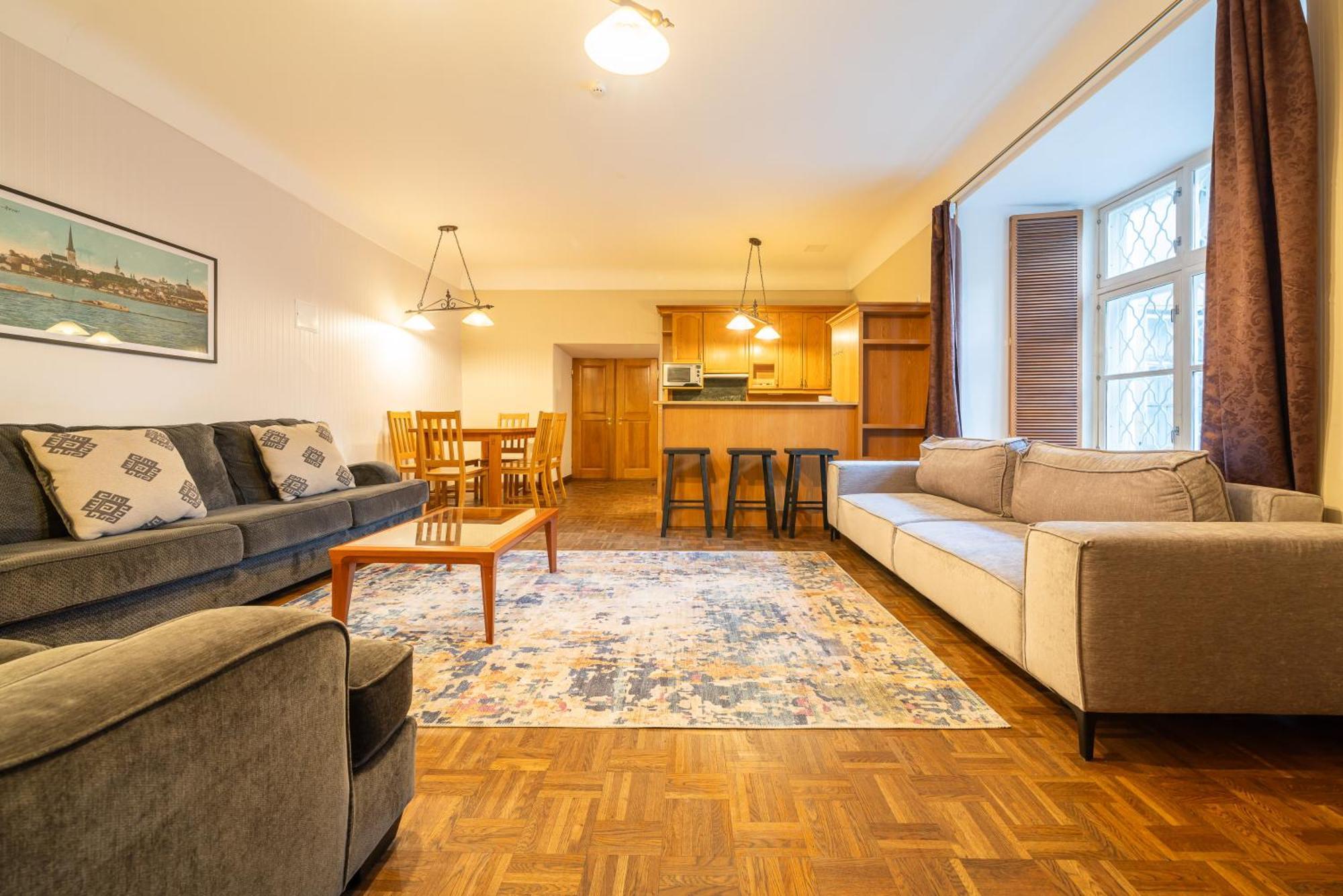 Old Town - Kohtu Apartment 塔林 外观 照片